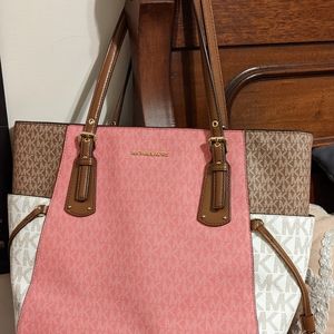 Micheal Kors Tote